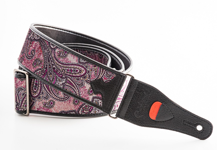 Model T-PAISLEY VELVET Burgundy. Guitar and bass strap, made of a rich and colorful velvet, with microfiber lining and synthetic leather ends with sliding adjustment system.